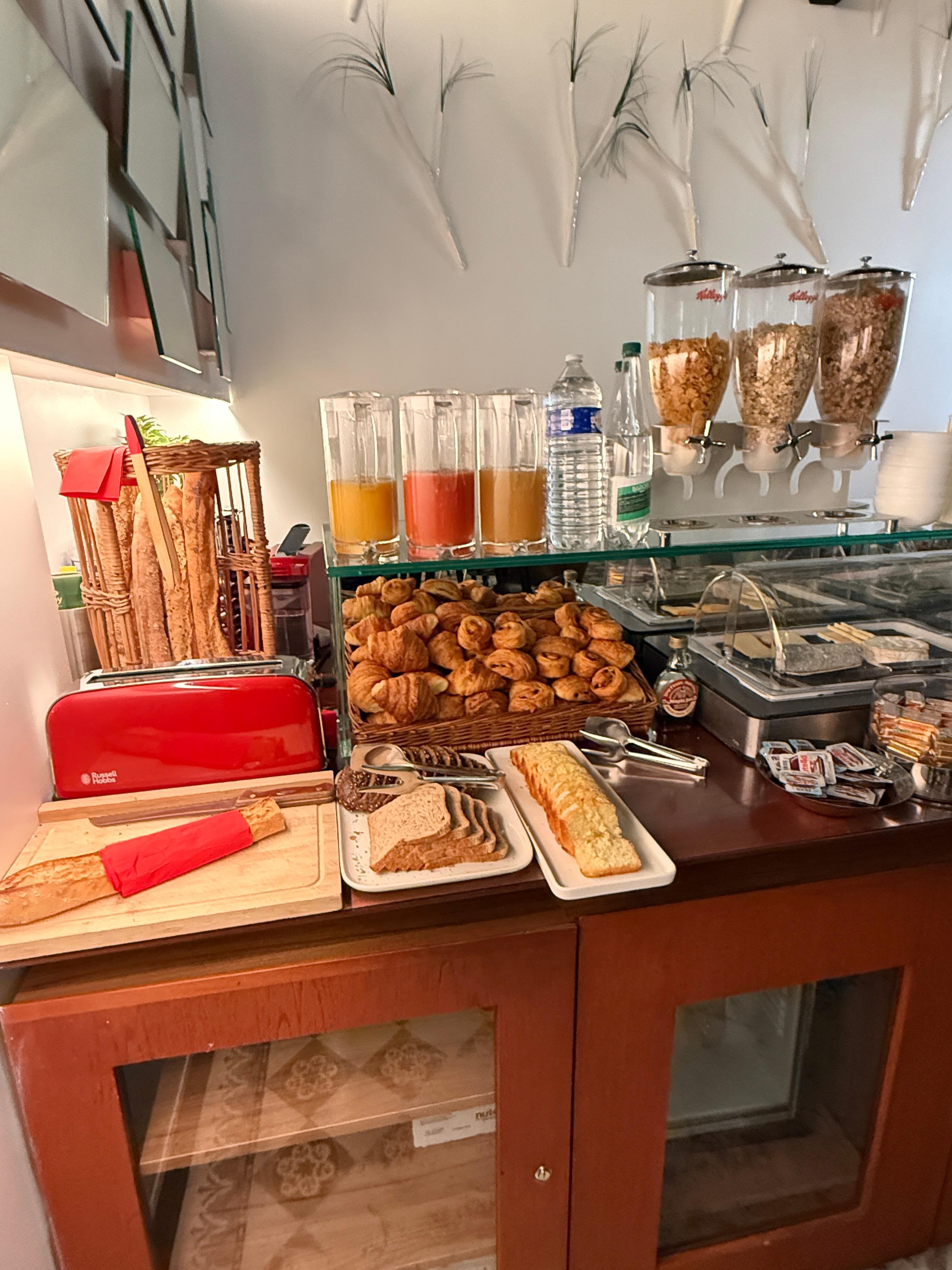 First photo of the 2:00 p.m. - 2:00 a.m. snacks and non-alcoholic beverage counter.