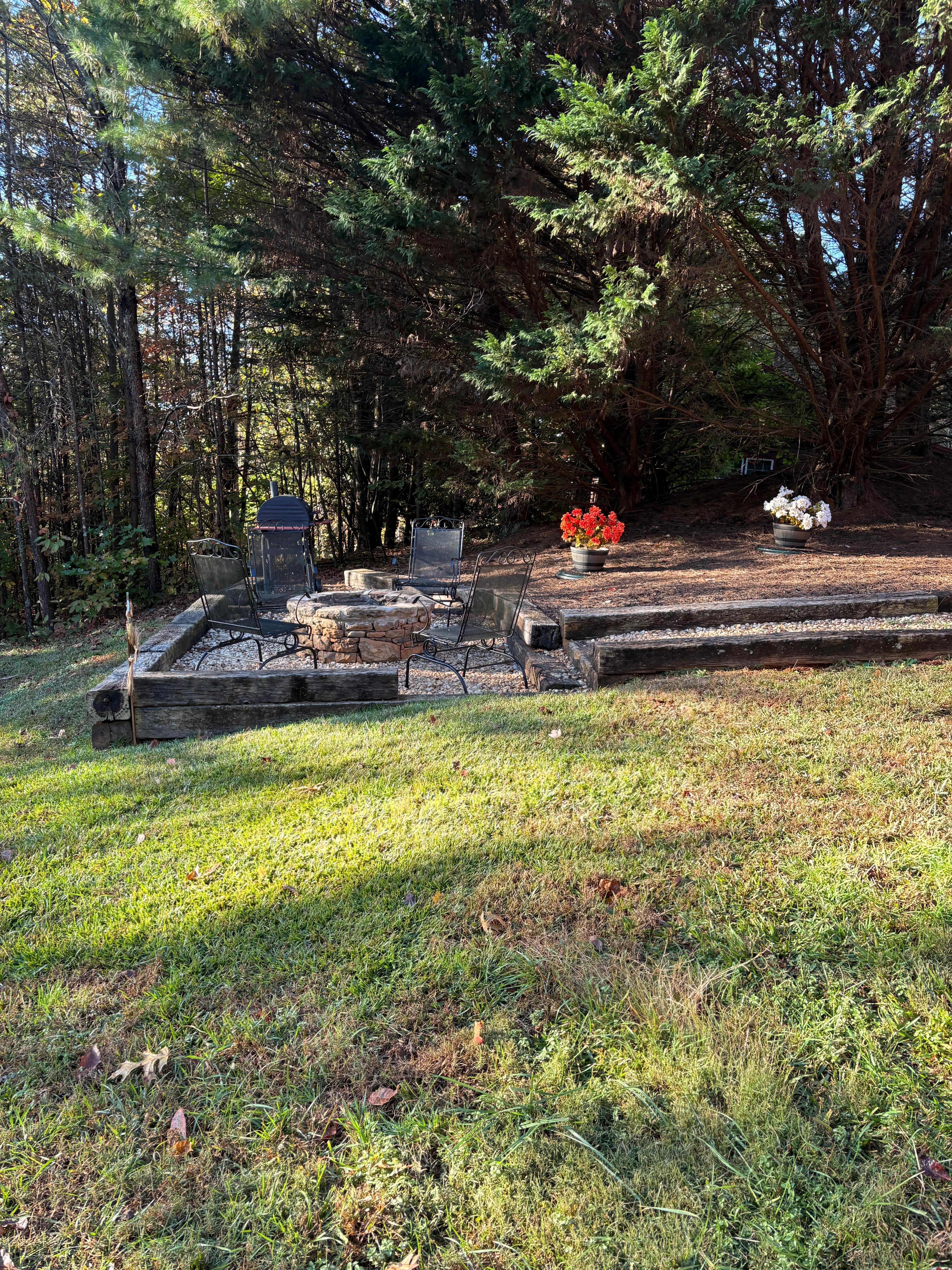 Back fire pit, very cozy!