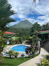The view from above the lower pool upon our arrival.