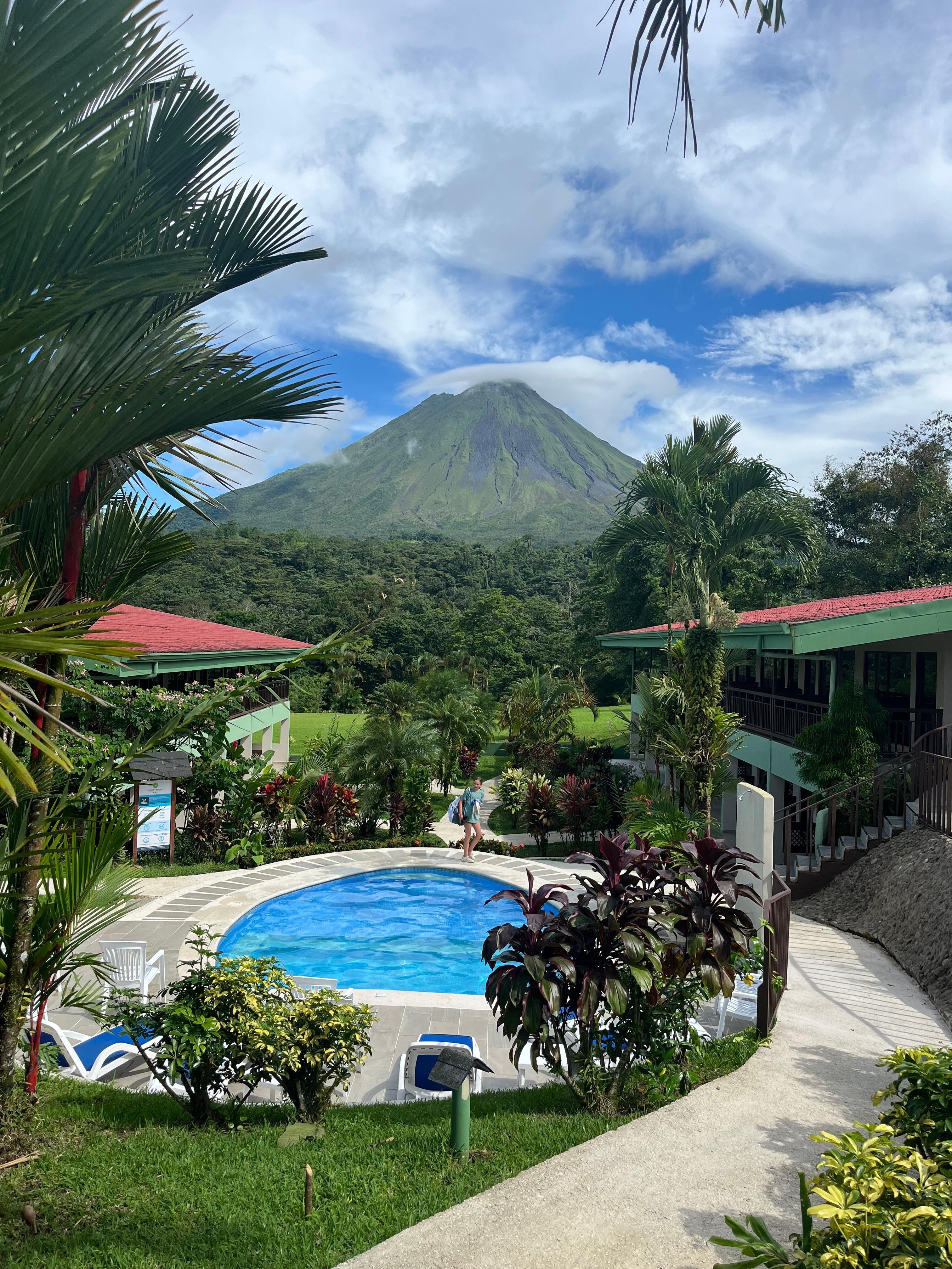 The view from above the lower pool upon our arrival. 