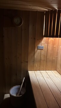 Cuentan con sauna para relajarse