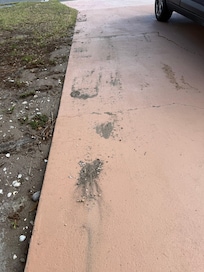 Mud in driveway on arrival- speaks to property readiness for guests