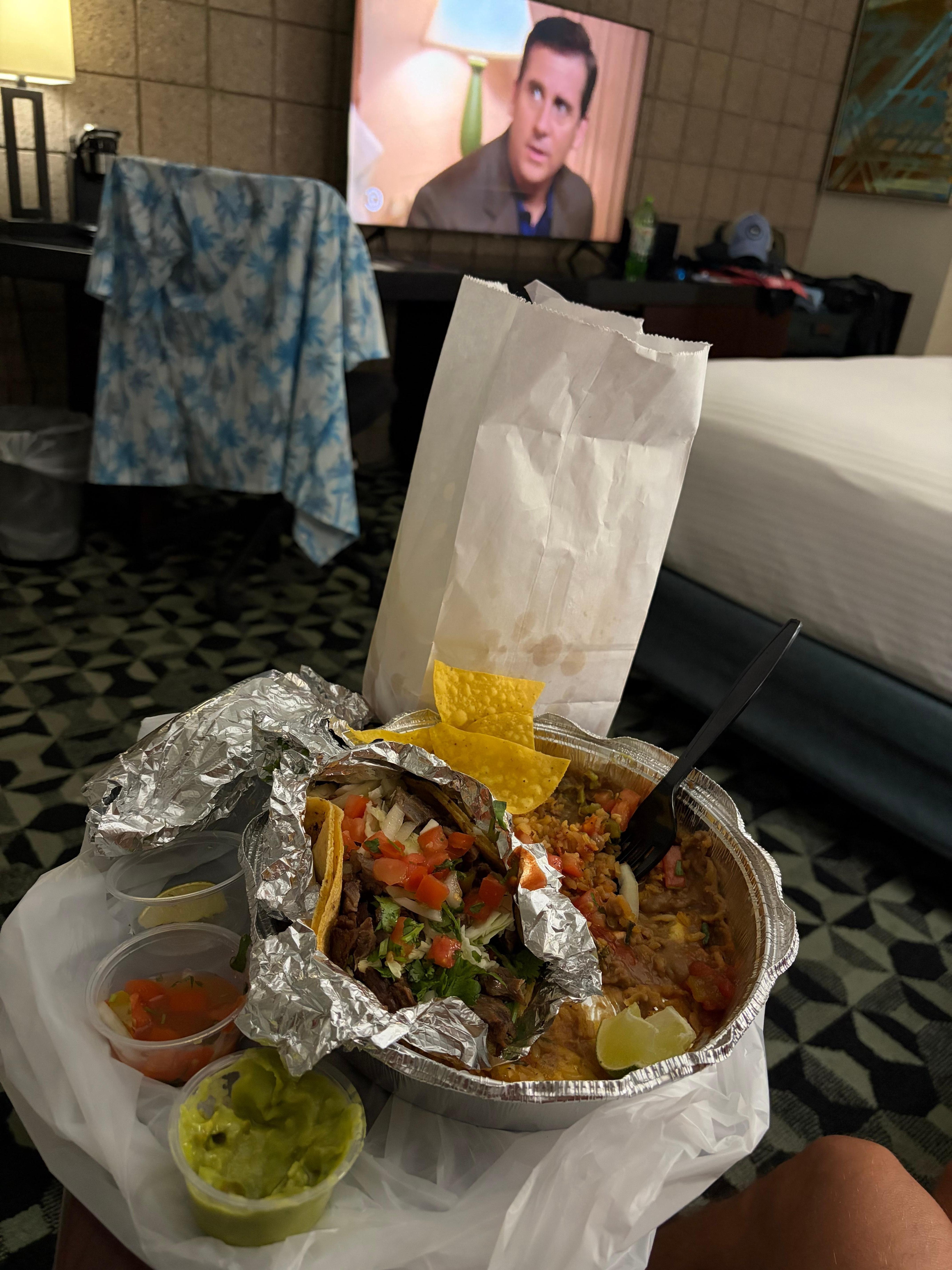 Stayed at the Best Western next door the first night I was supposed to stay here. That was nice 🙄
