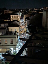 Apartment roof-top view of the neighborhood.
