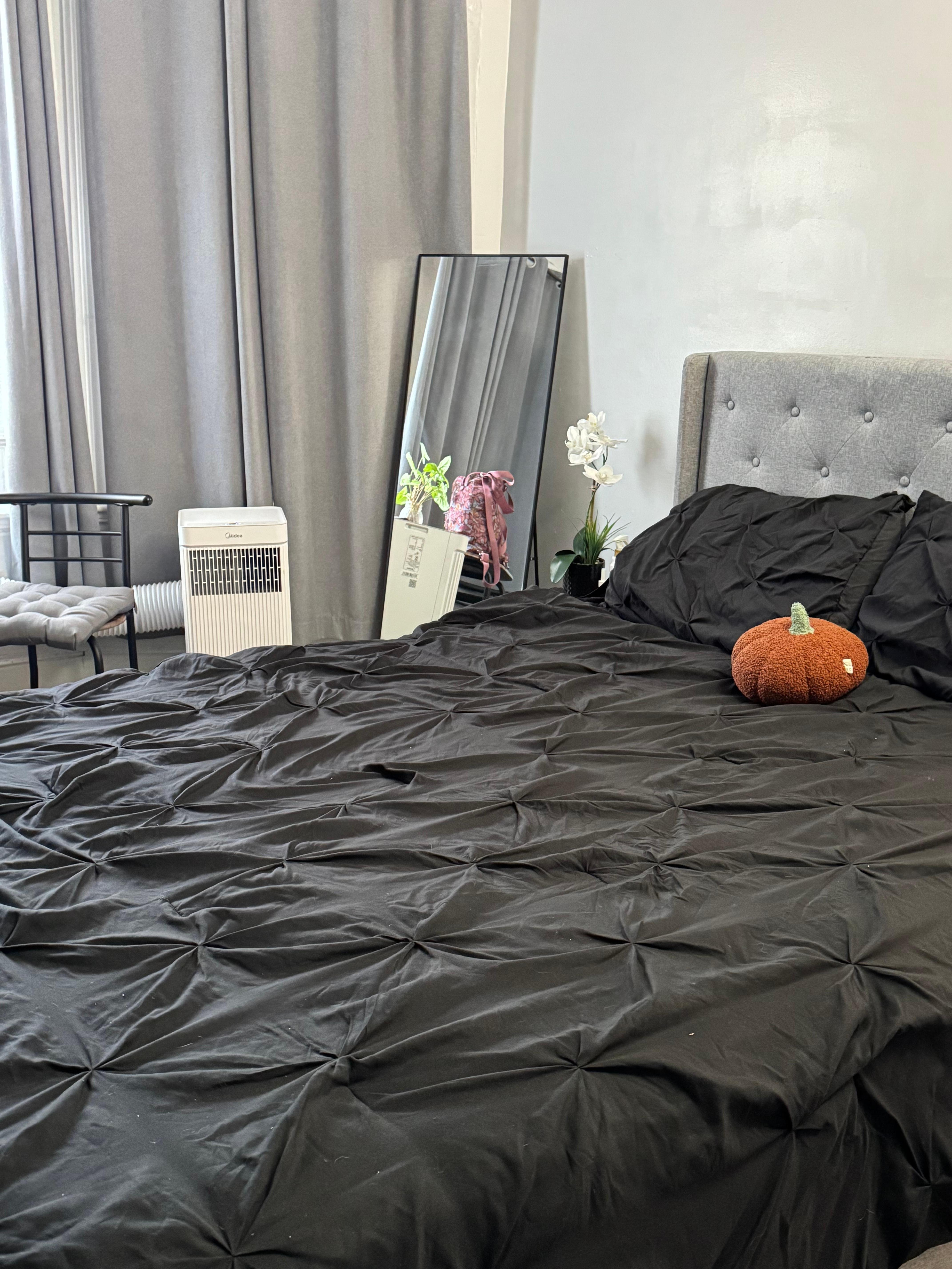 The bed⊠Oh, the bedâŠ