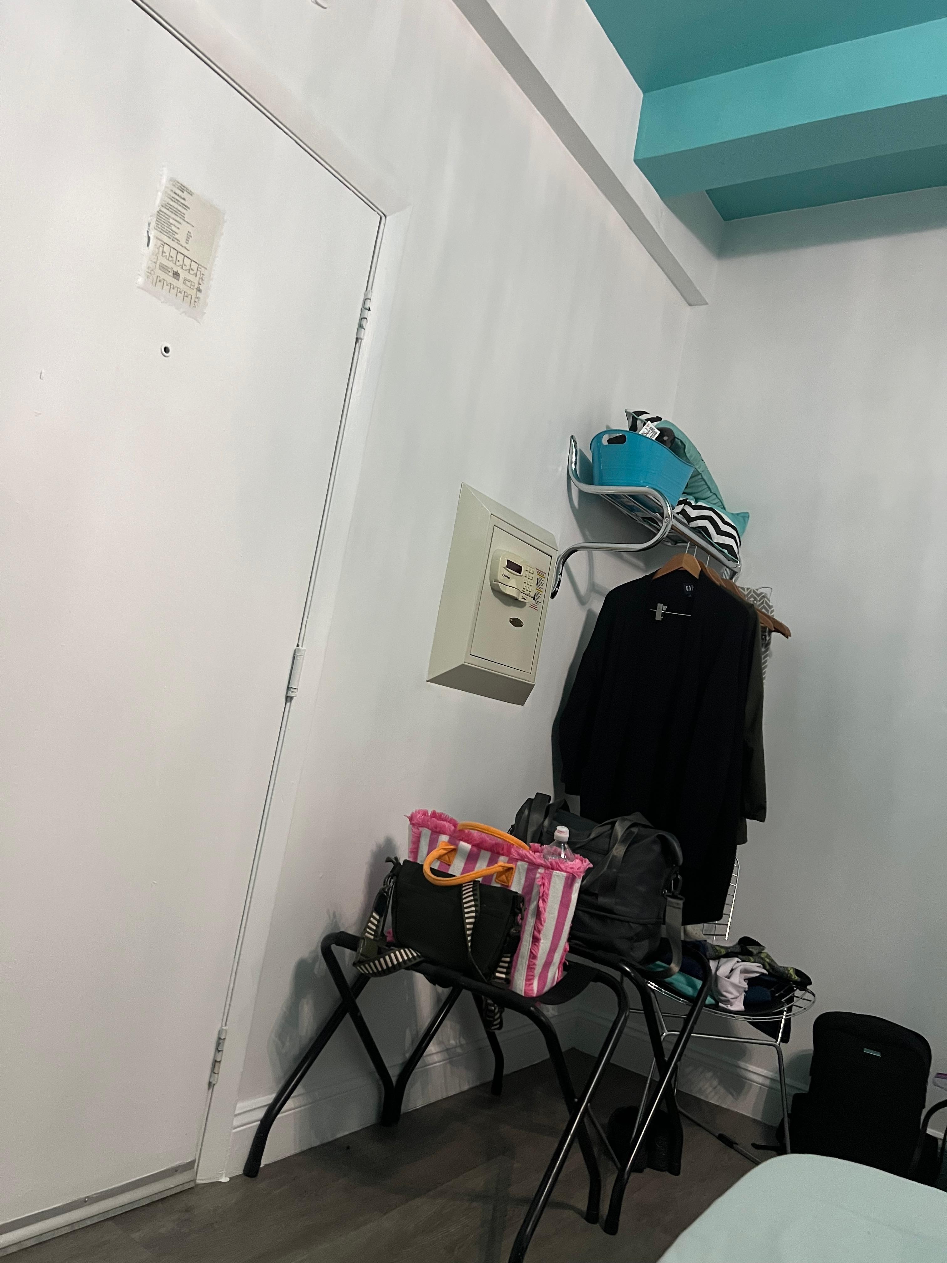 No table or desk to put your belongings