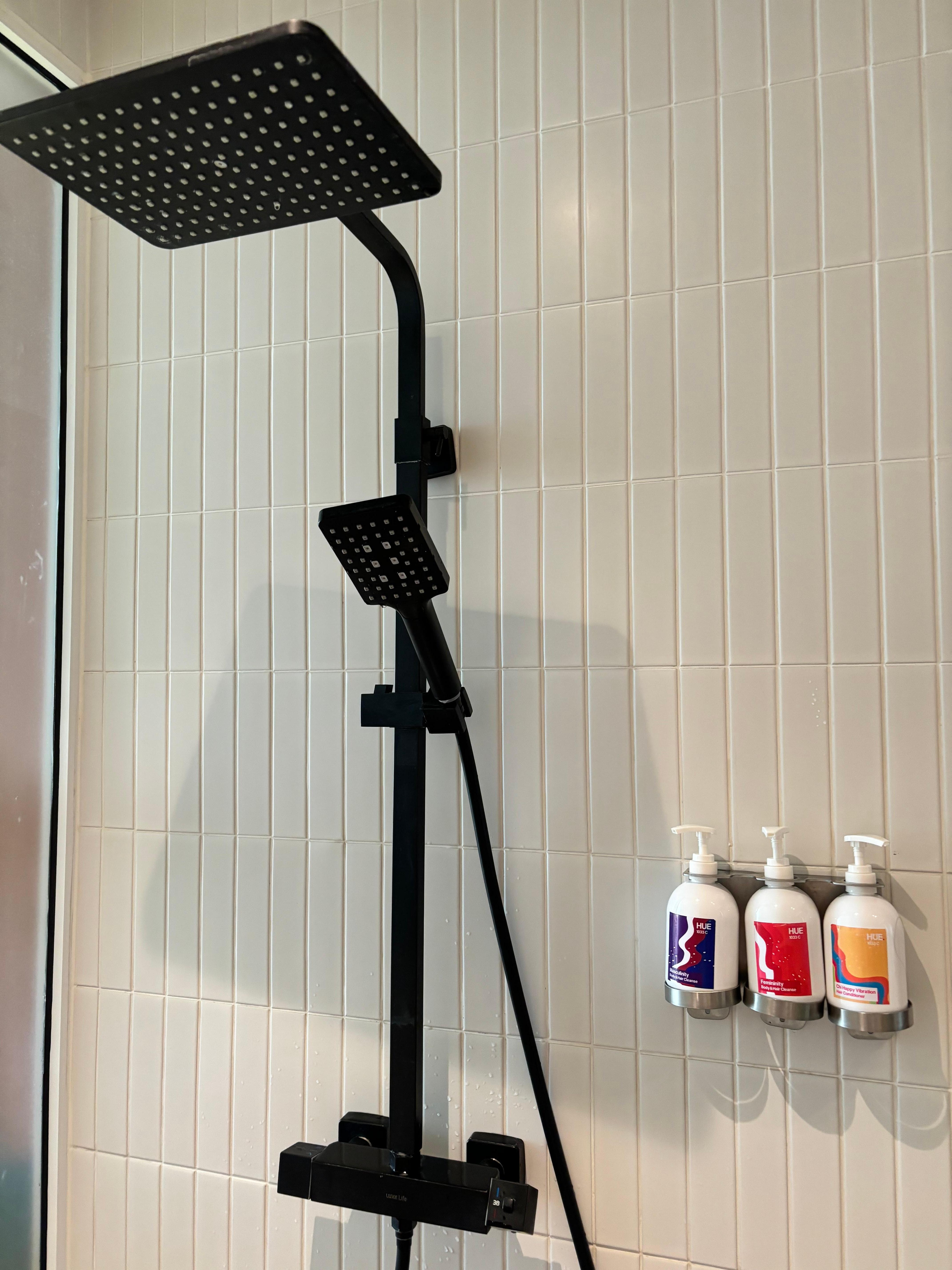 洗髮乳 沐浴乳用品齊全