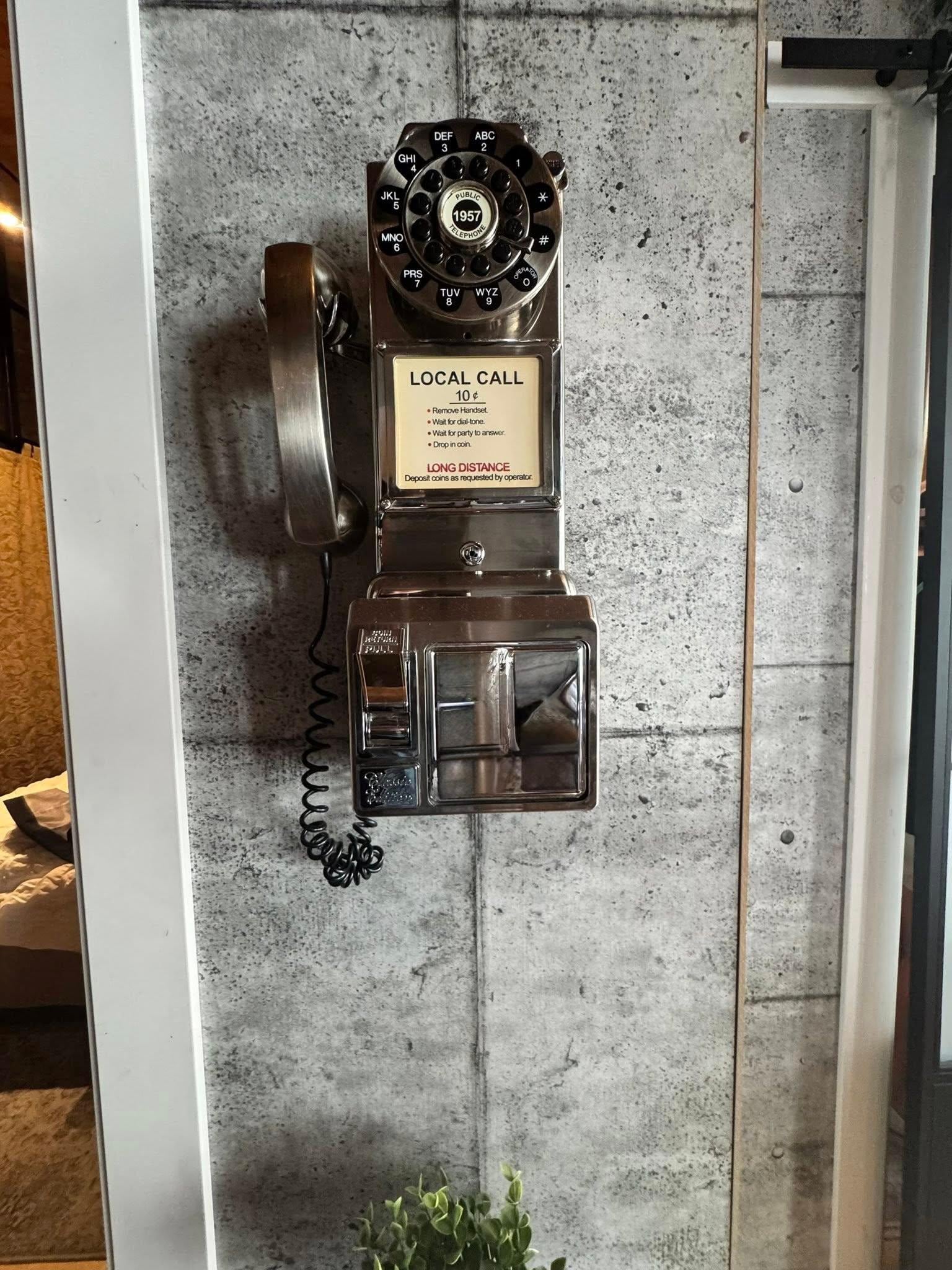 I'm at a payphone, trying to call home...