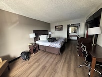 Room doesn’t look bad upon arrival.