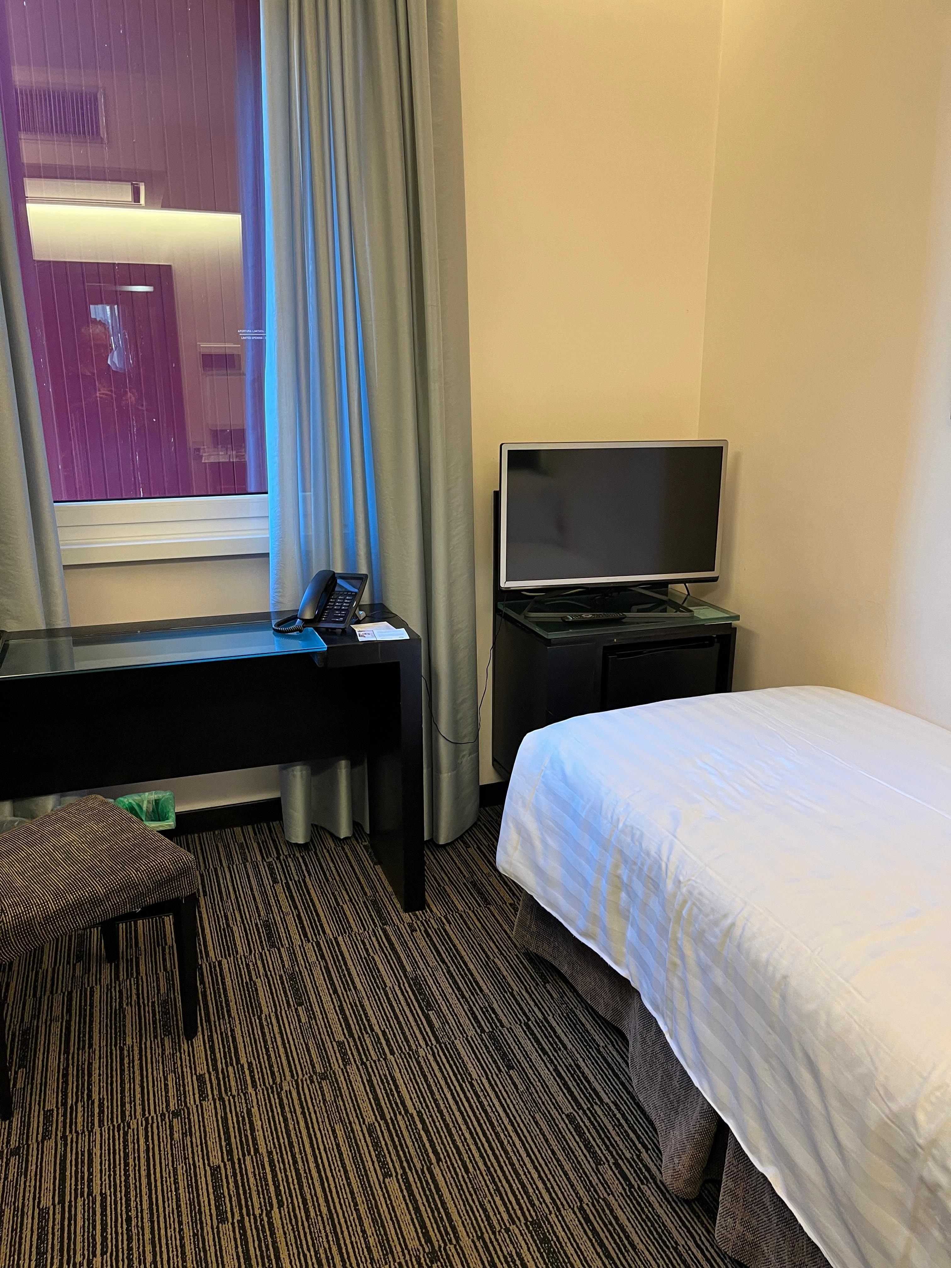 Small Bed  small Room