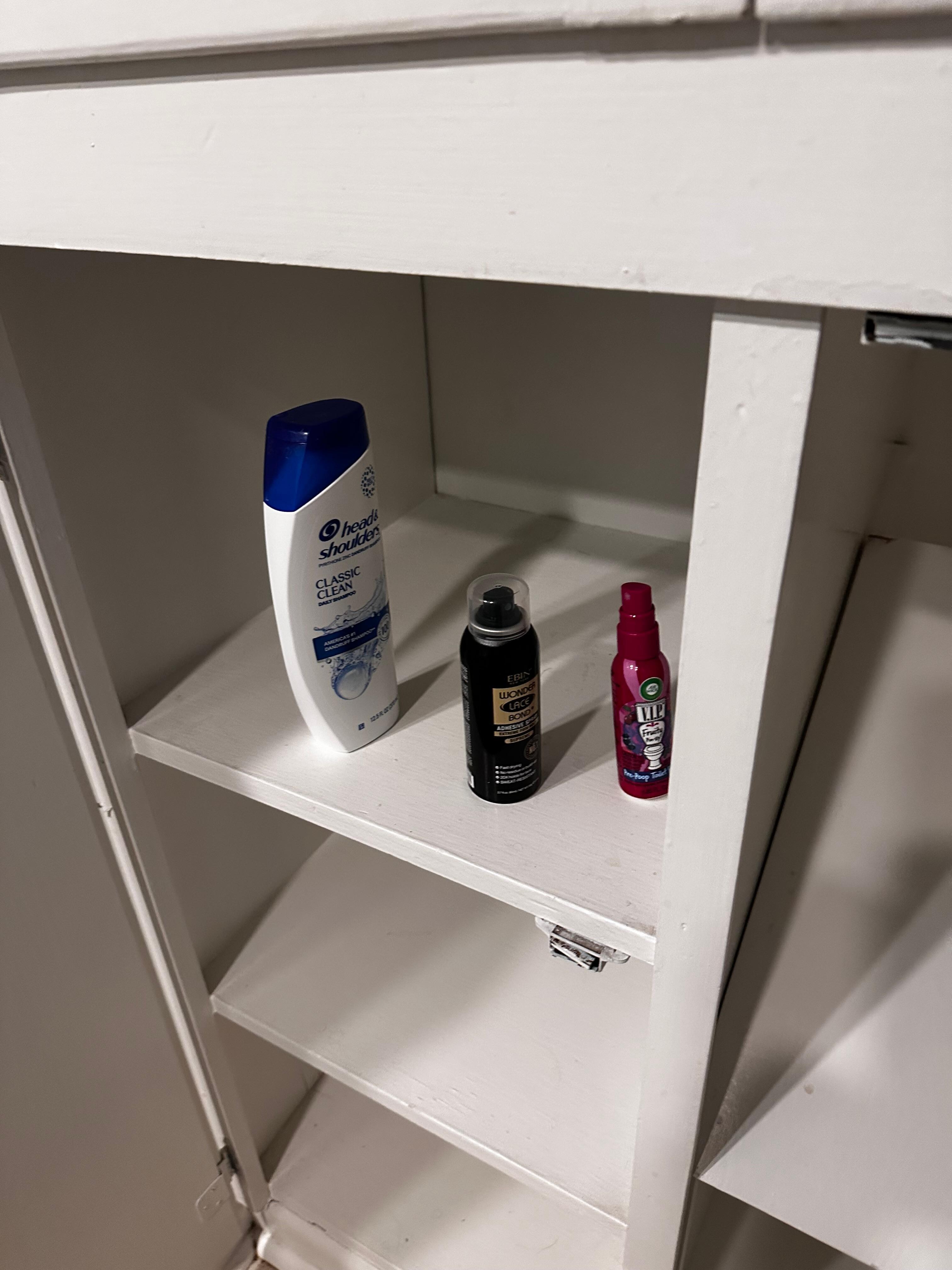 Only shampoo and no soap in Bath