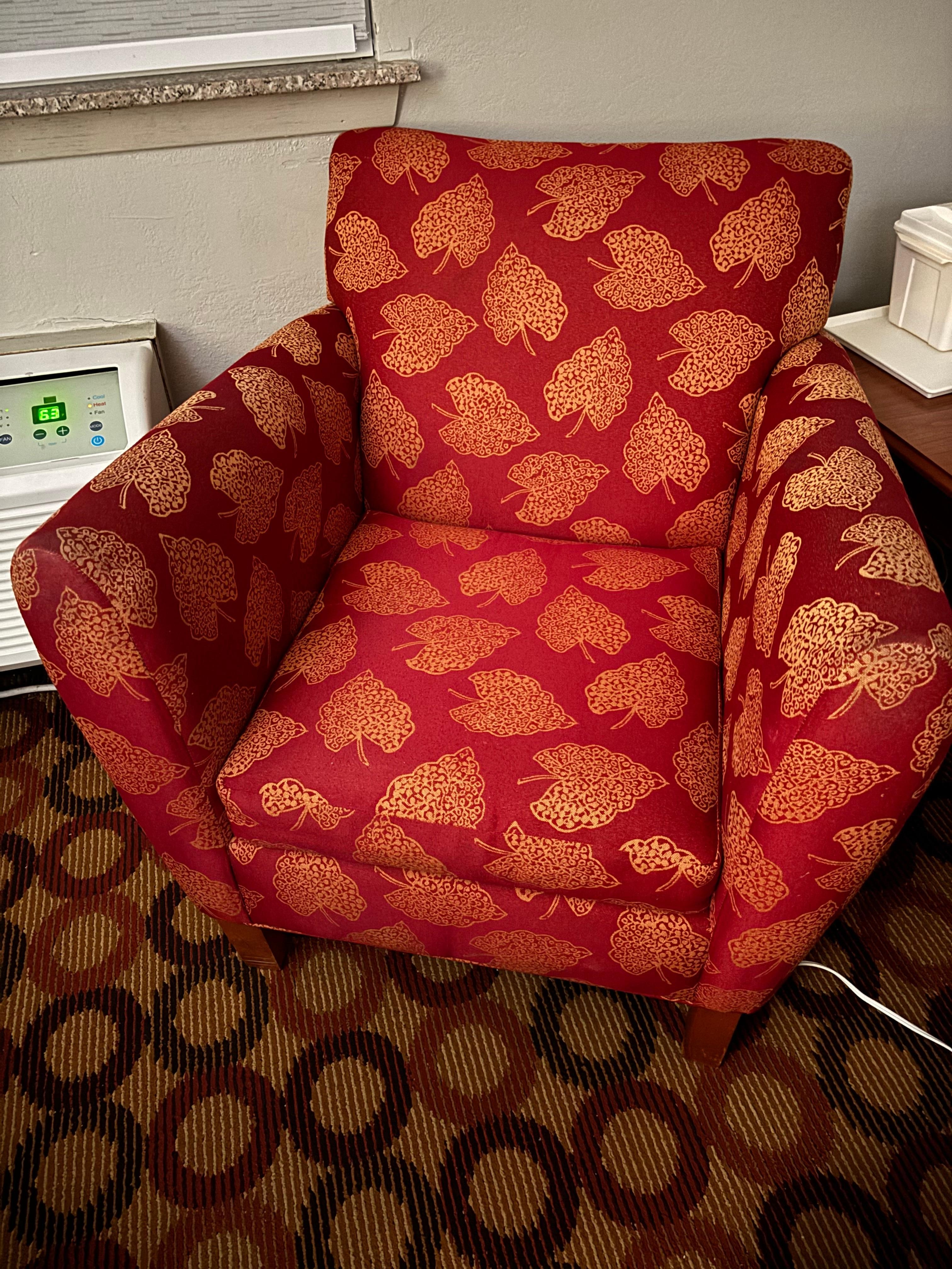 They replaced it with this. I need to elevate my legs to take pressure off my back. This is not acceptable 