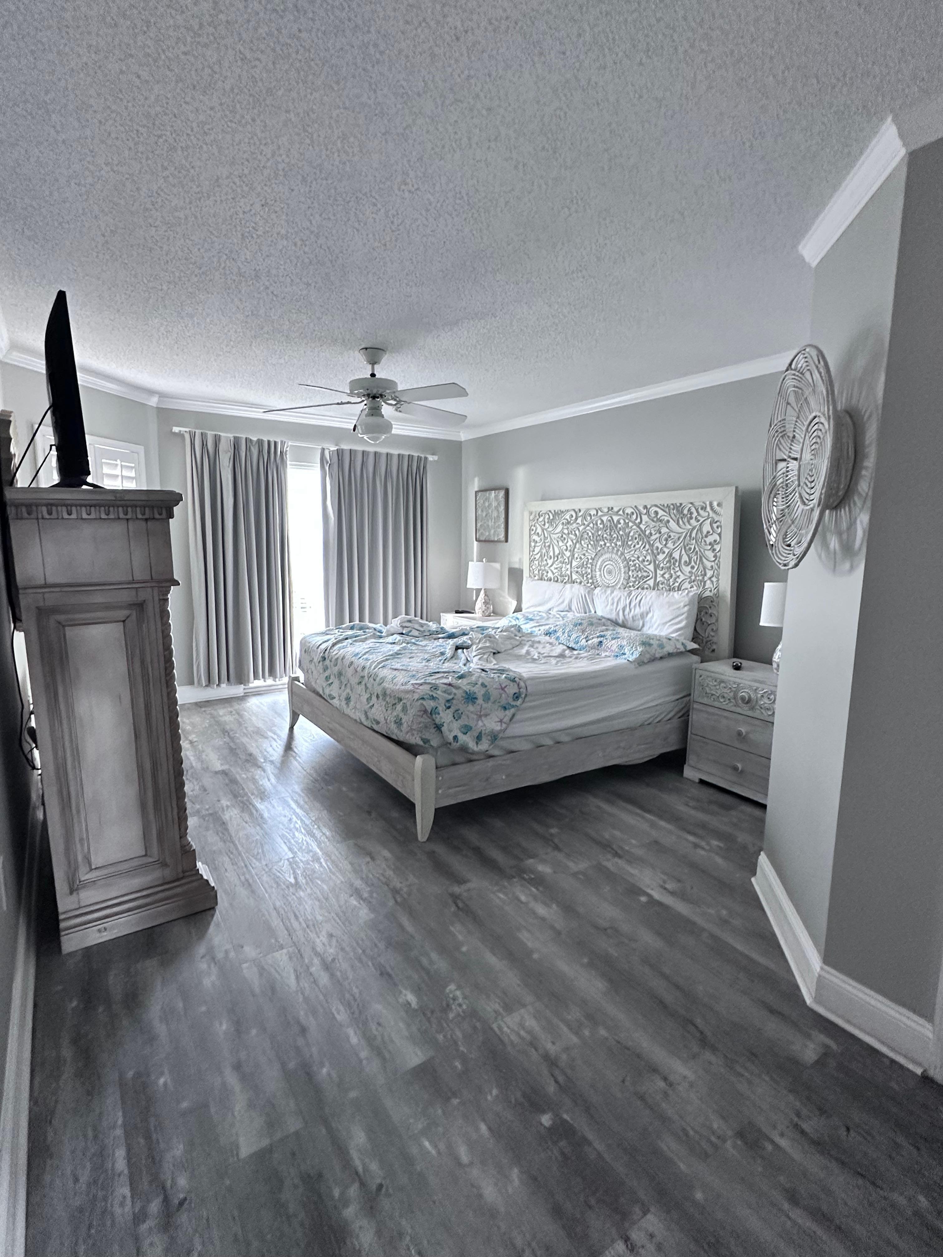 Beds were comfortable and plenty of blankets and additional pillows. 