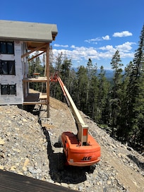 View directly from our balcony. Noise and lots of times from this machine including on Sunday and after 8pm in a week day…