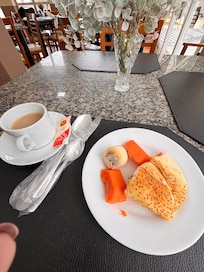 O café precisa melhorar urgente.