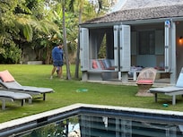 pool and guest house -