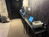 체크인 카운터는 7층에 있습니다