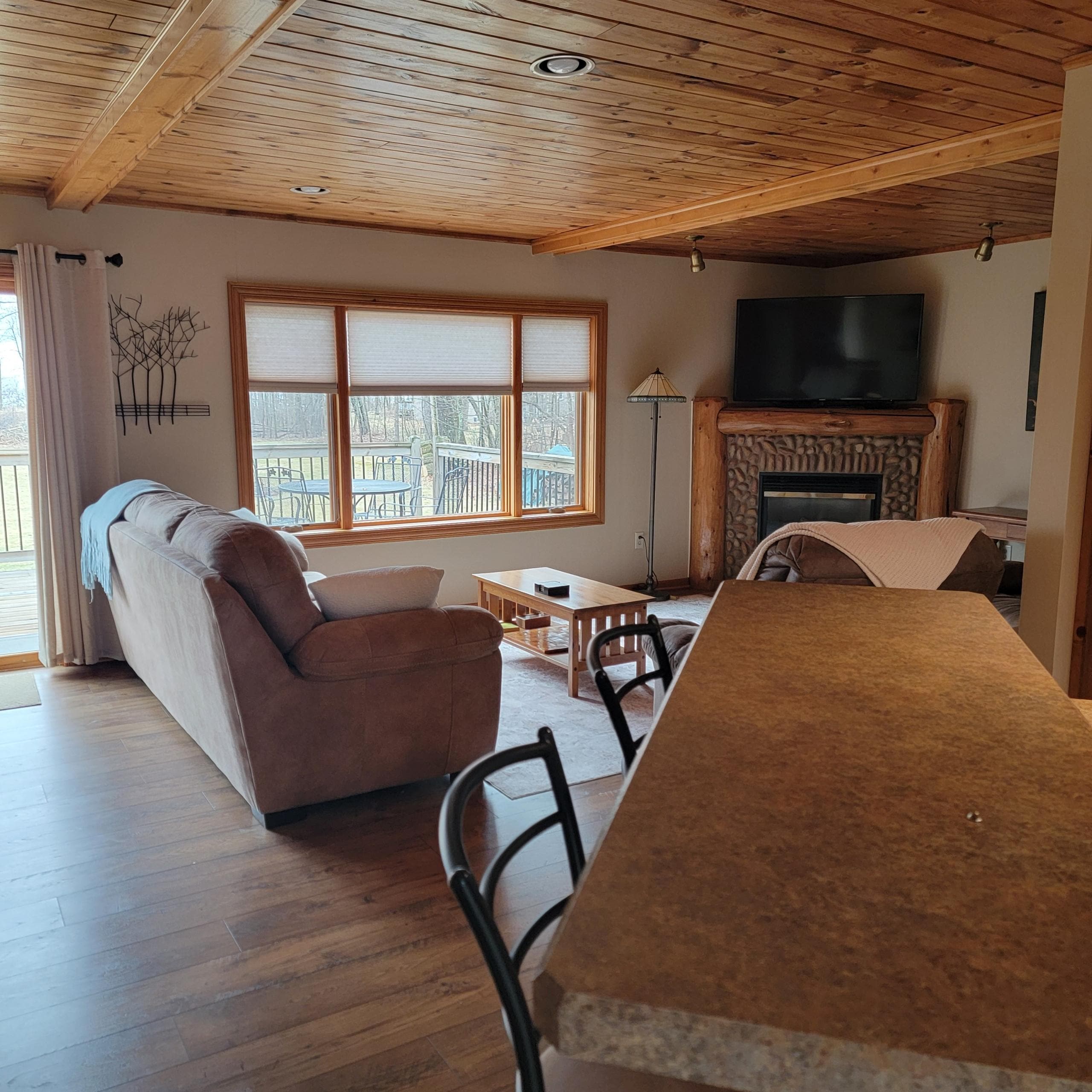 Living room attached to dining room very ope. Space