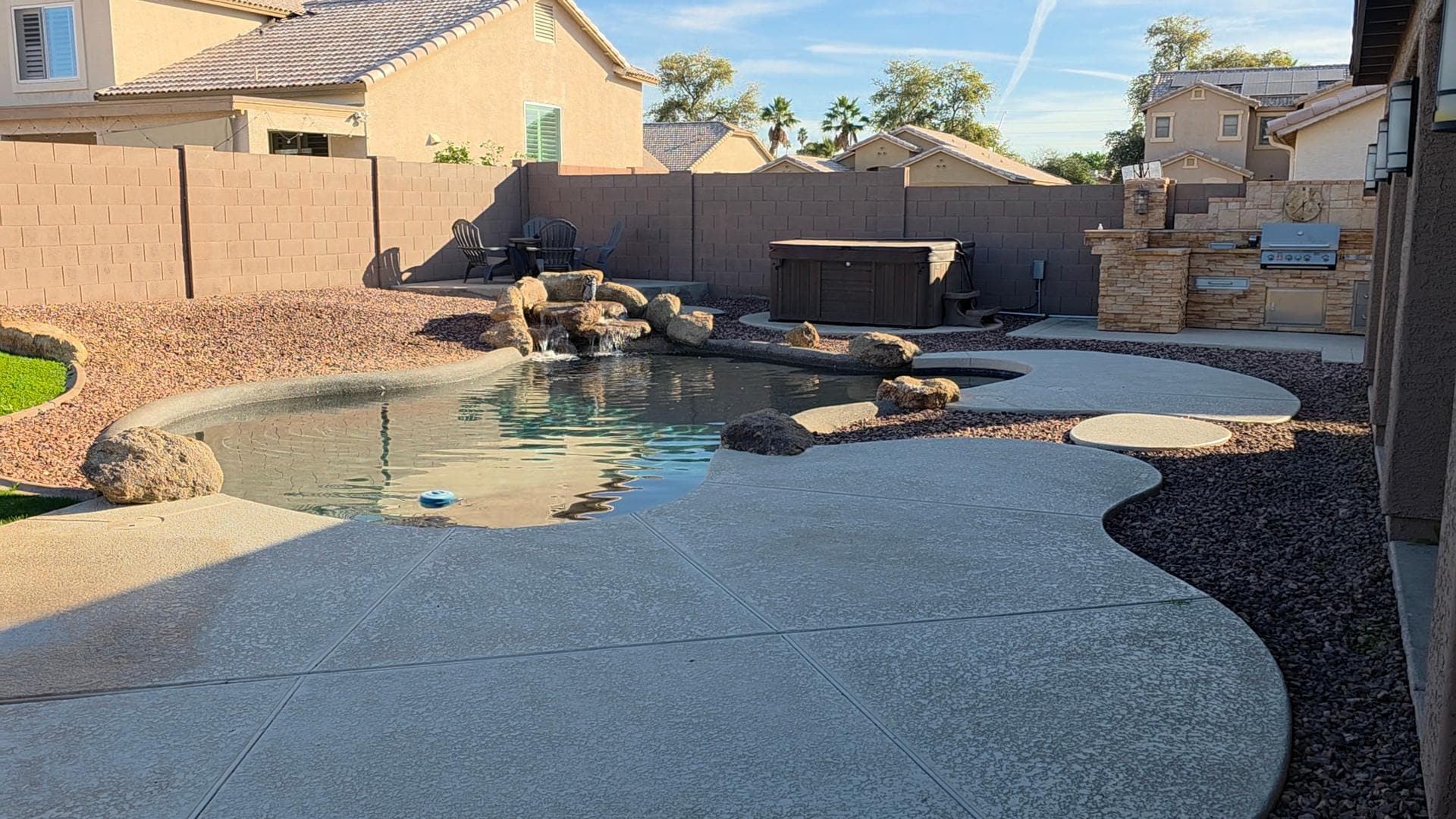 Back yard area. Very relaxing,and where most our time at the house occured. 