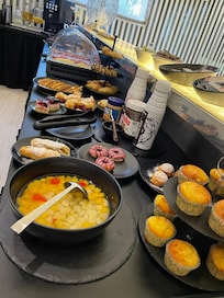朝食ビュッフェ