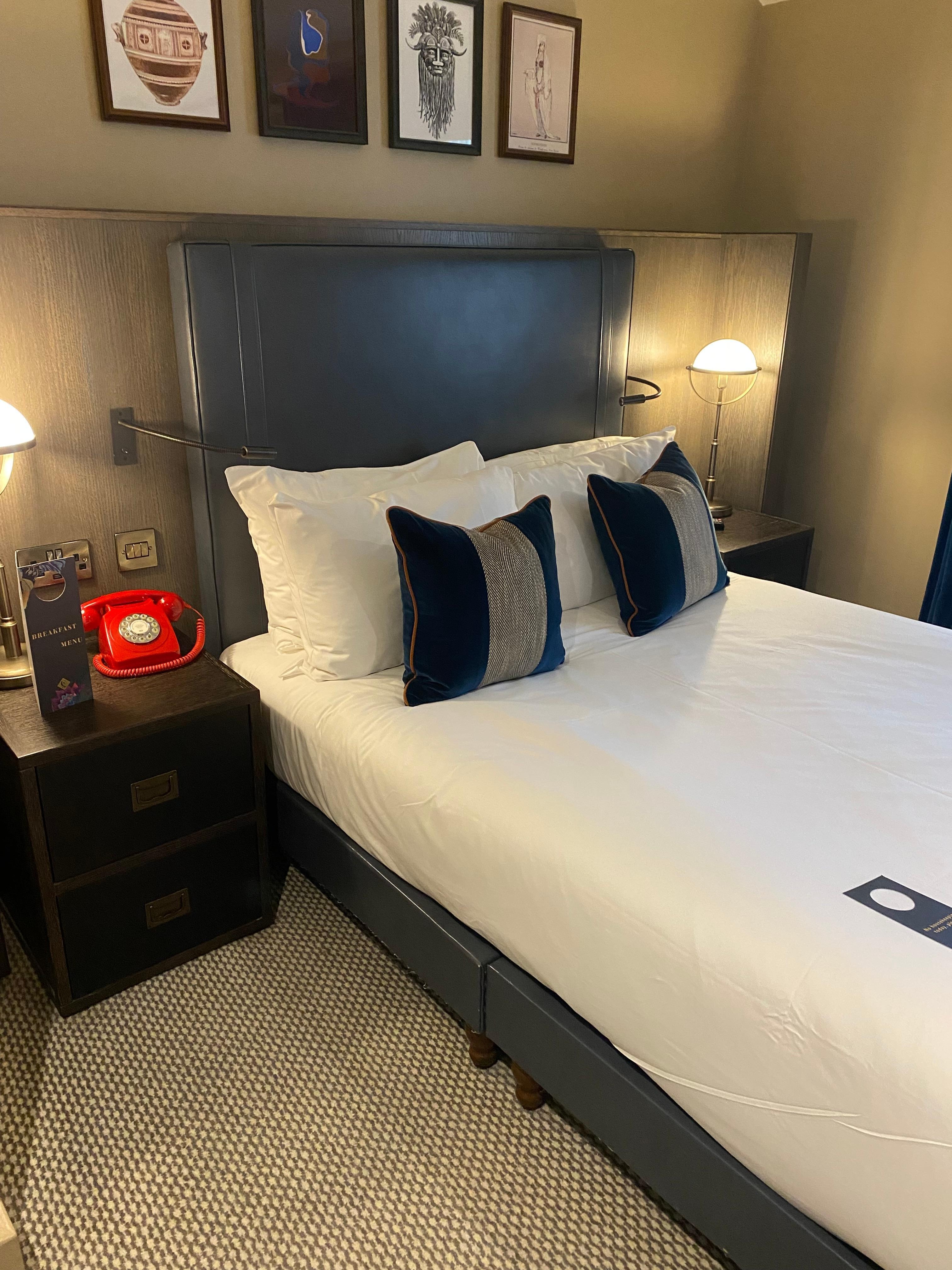 Functioning traditional phones.