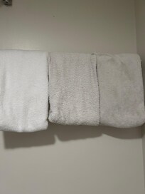 These are the towels we were supposed to dry ourselves ((( yakhq
