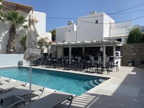 Pool and breakfast area