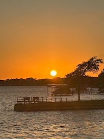 Beautiful sunset from the sunning deck.
