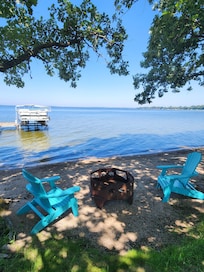 Lake/Beach