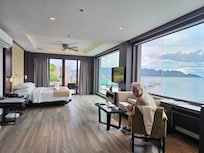 The panorama room