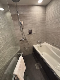 浴室暖かく使い勝手が良かった