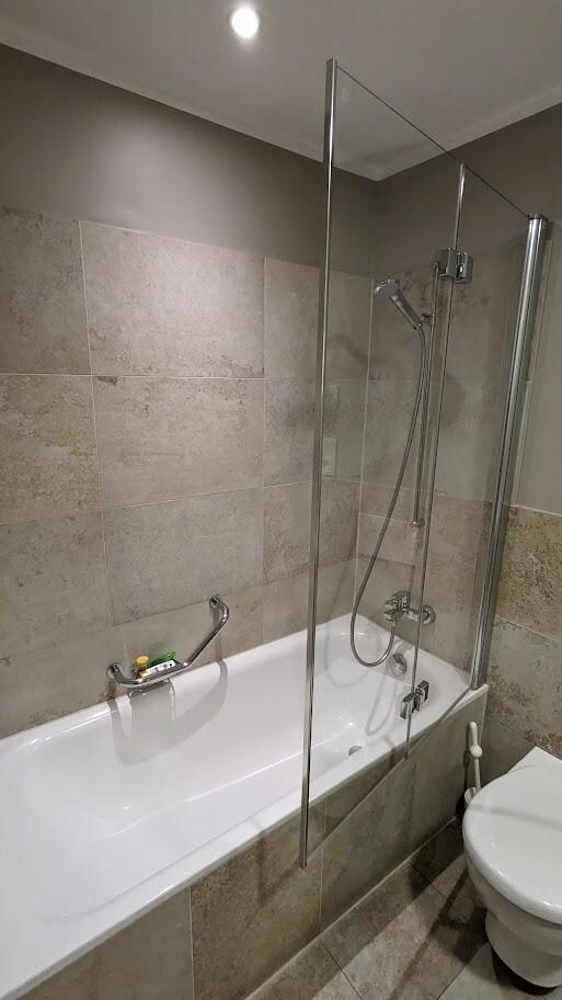 Should you slightly bump the door (which does not cover the entire shower) you'll have this experience.