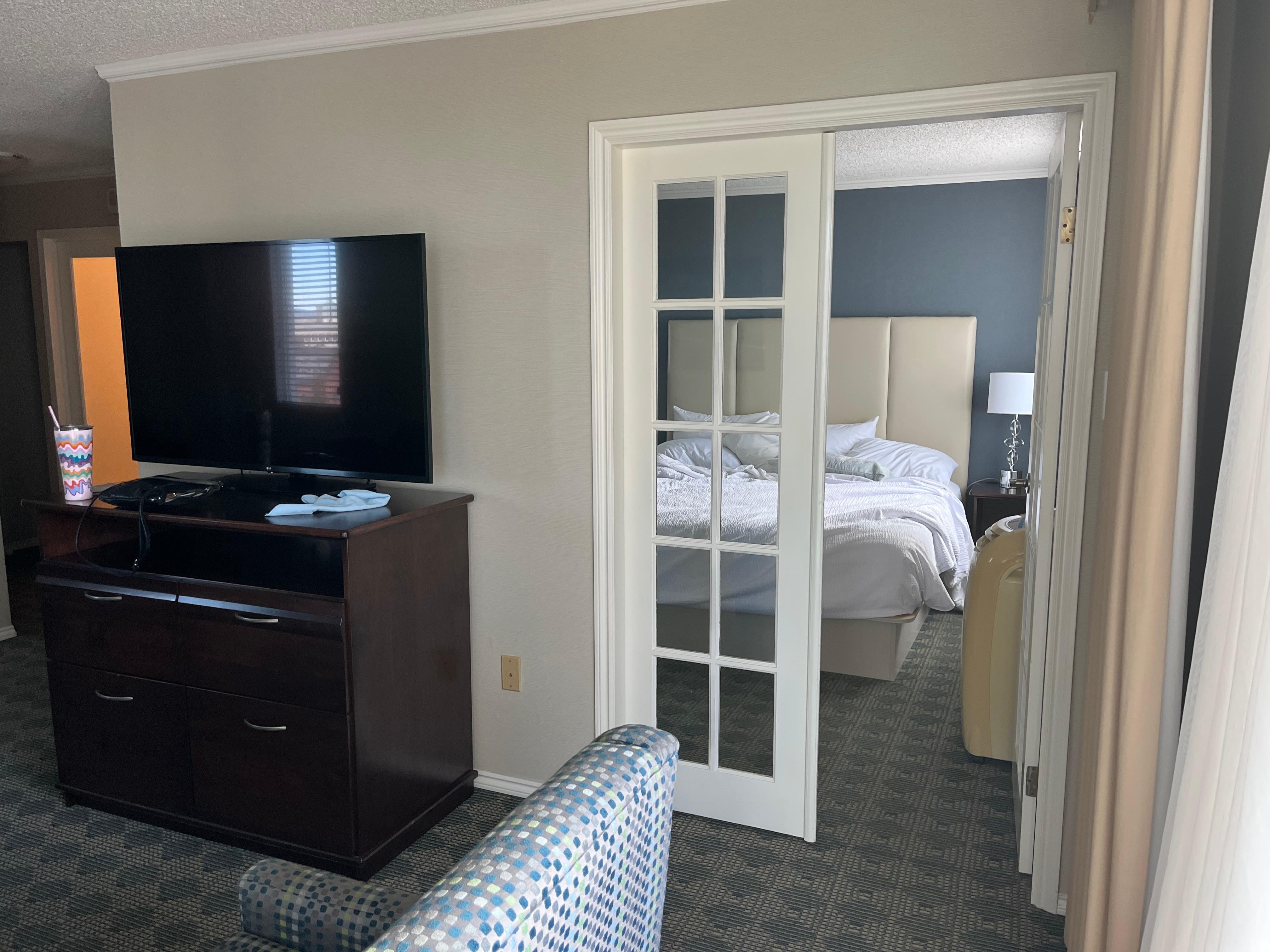 1 bedroom queen suite