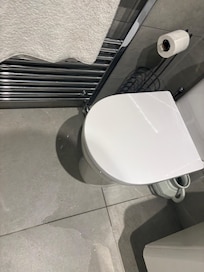 Toilet leak
We had to buy our own toilet roll as well.