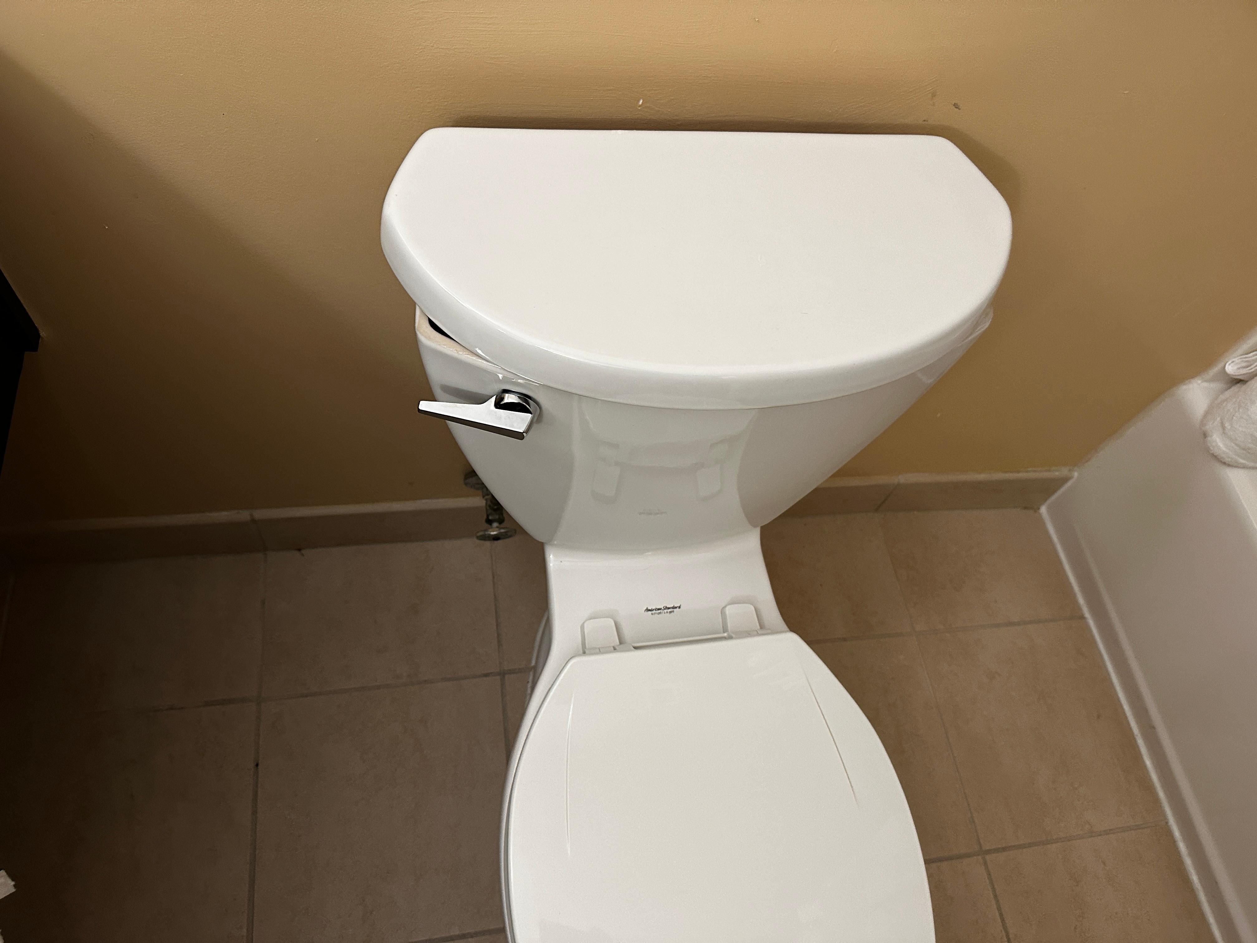 Toilet cover that didn't fit 