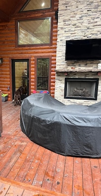 Outdoor entertainment area is very large