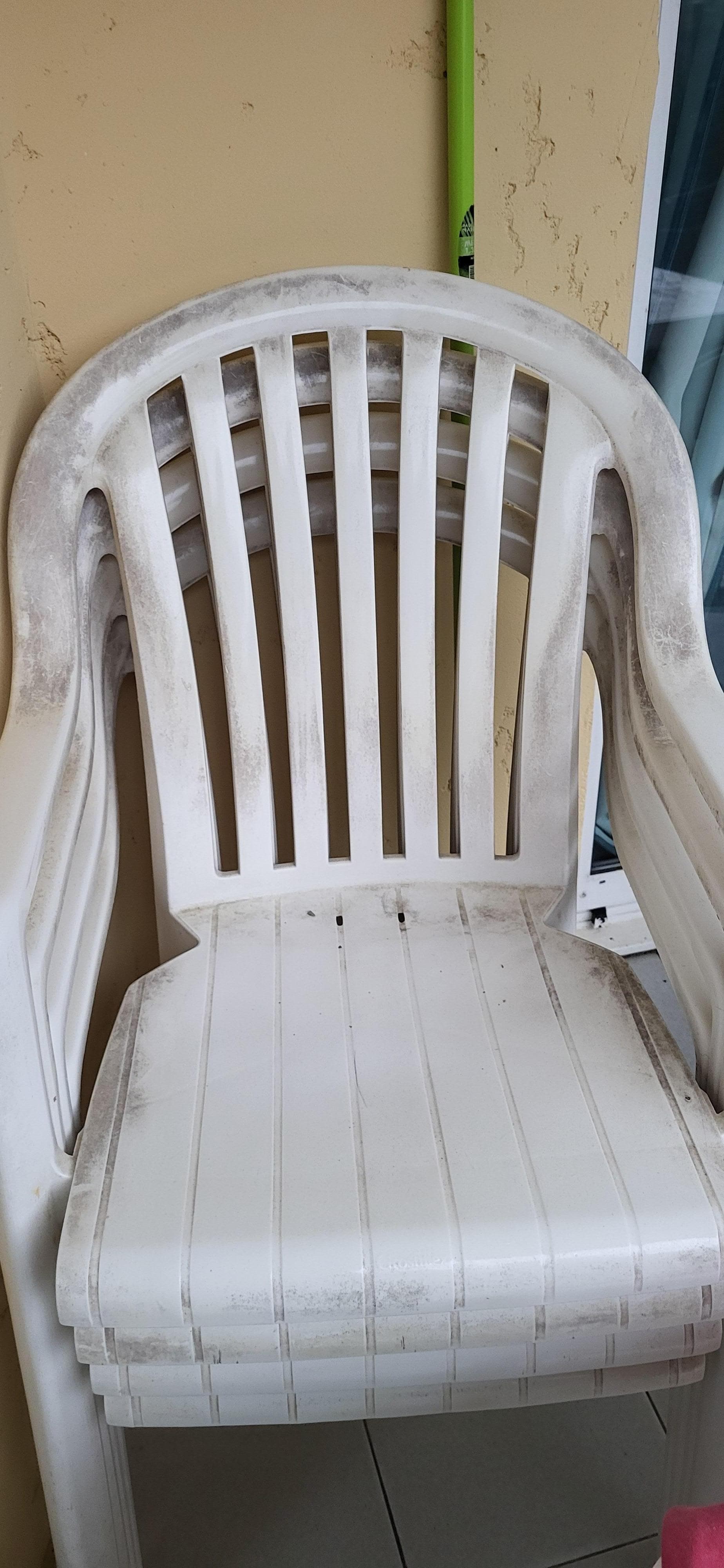 so fanden wir die Gartenmöbel vor