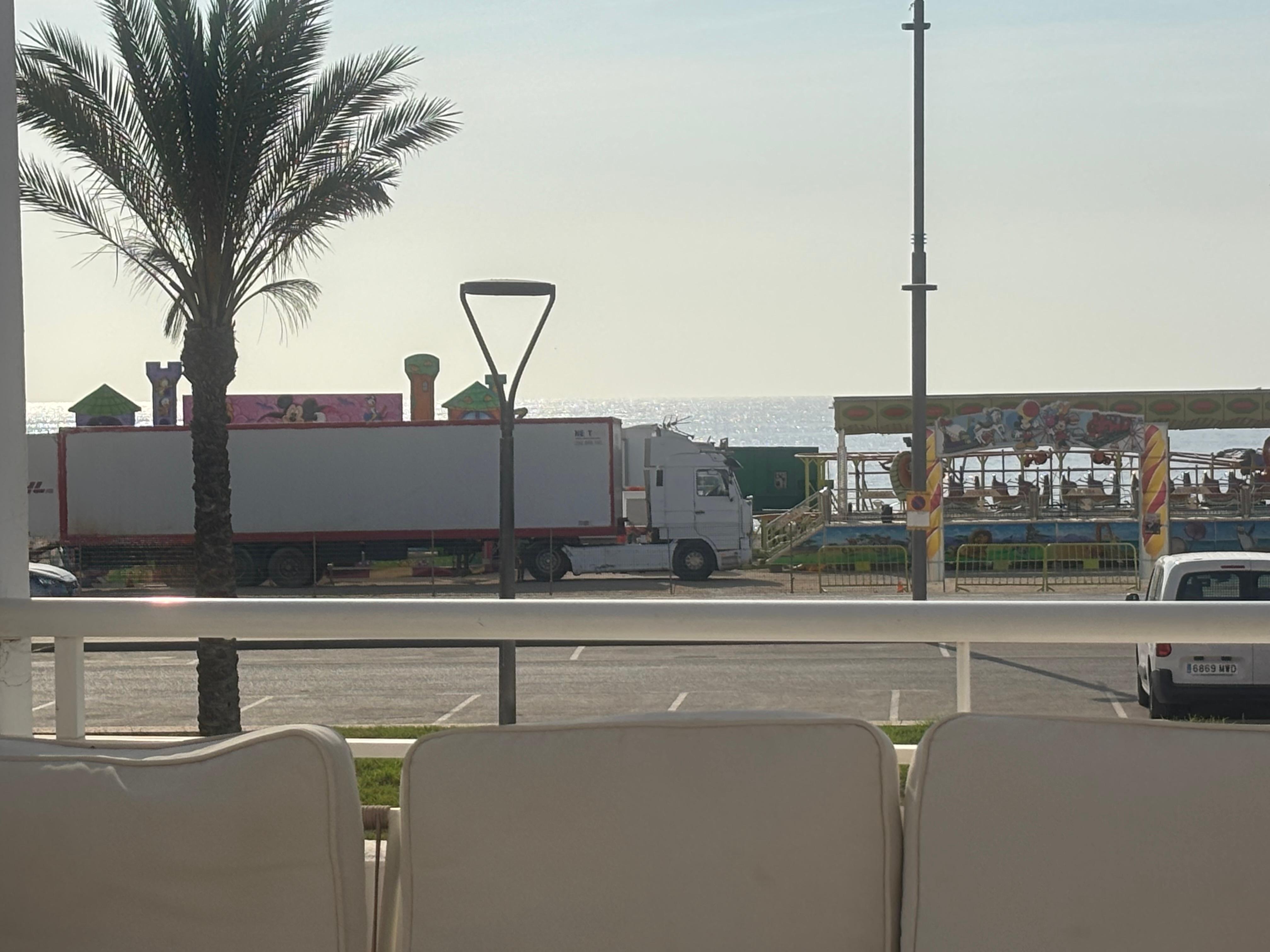 The lorry packing the fair away was there for 5 days. 