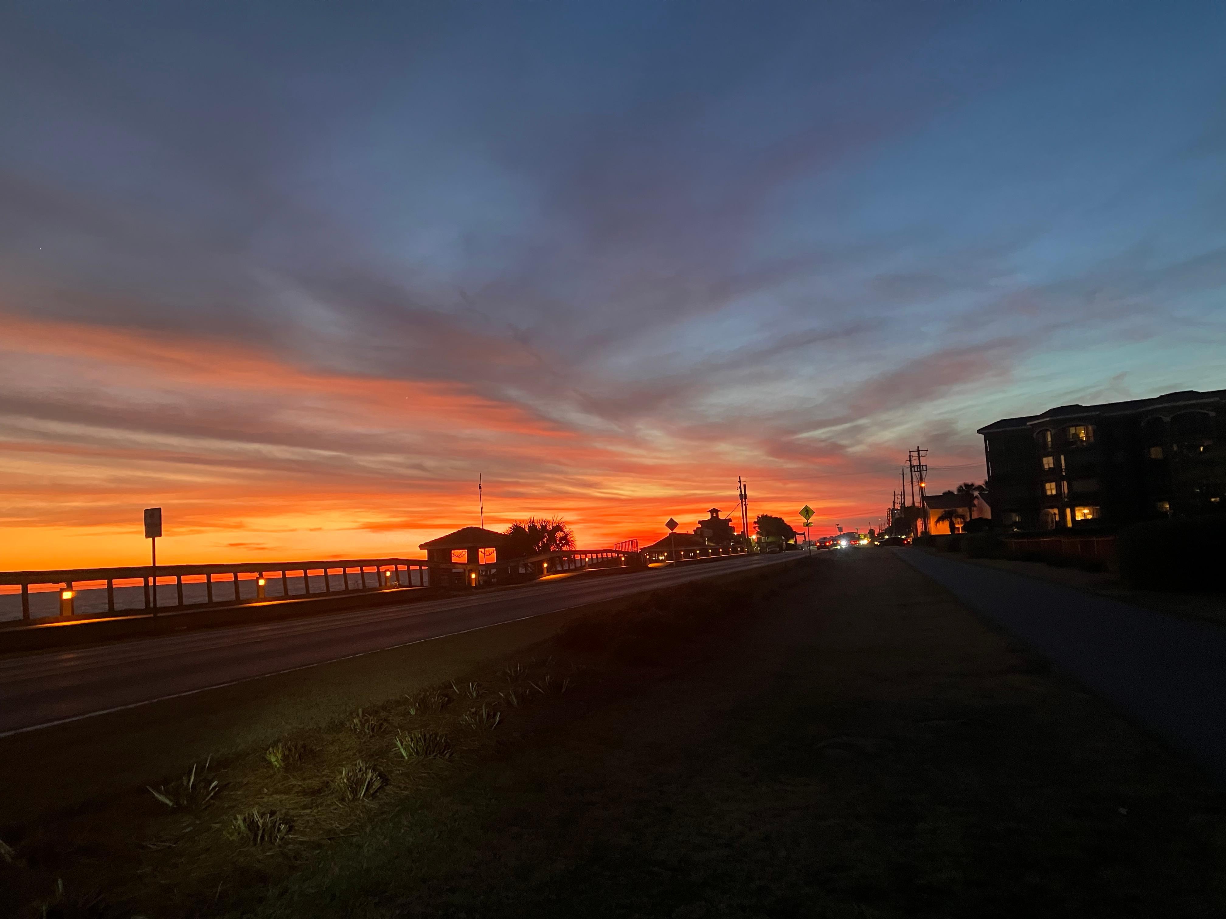 sunset toward Pompano Joe’s restaurant