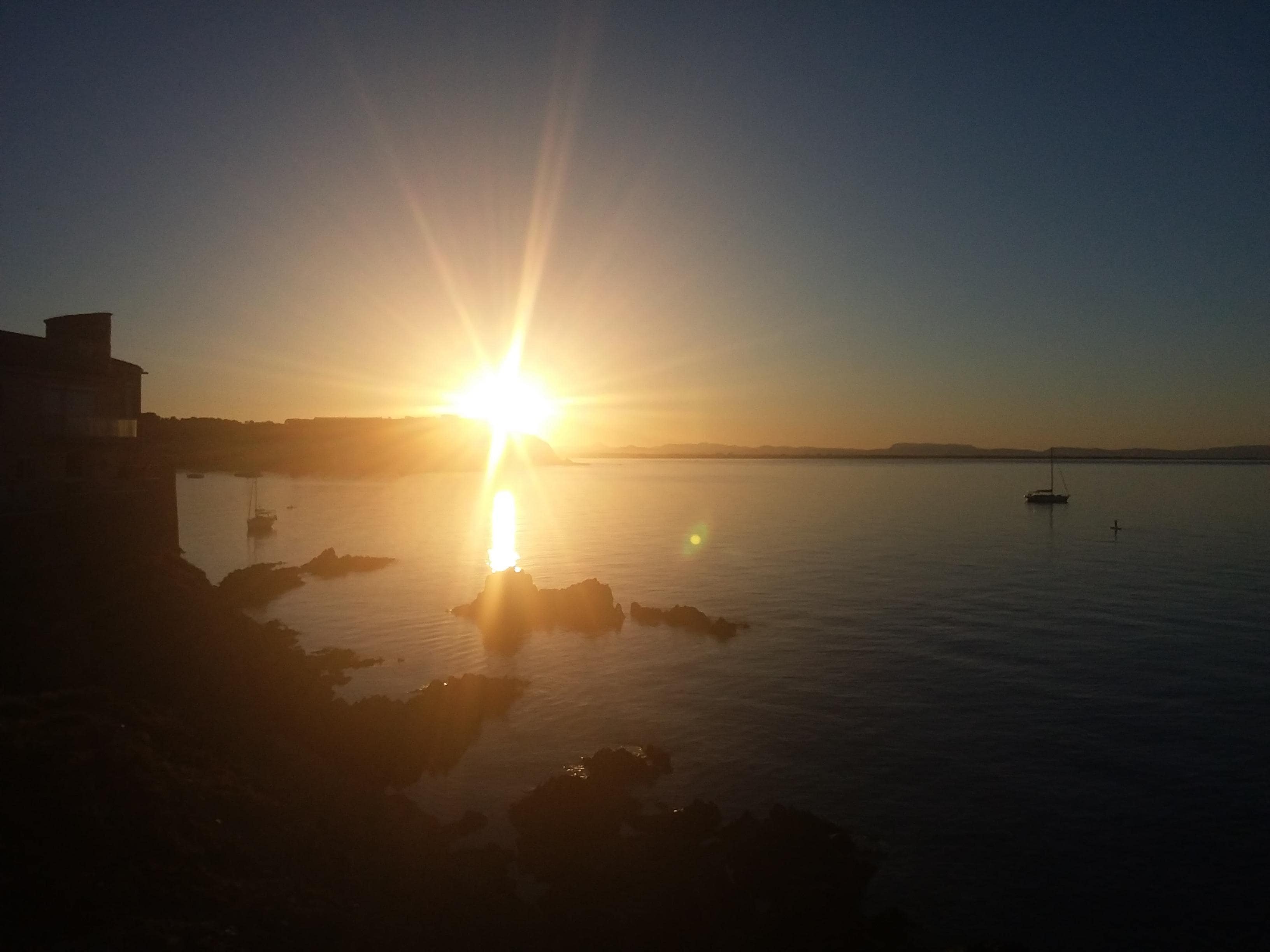 Coucher de soleil avec vue sur Collioure depuis l'appartement
