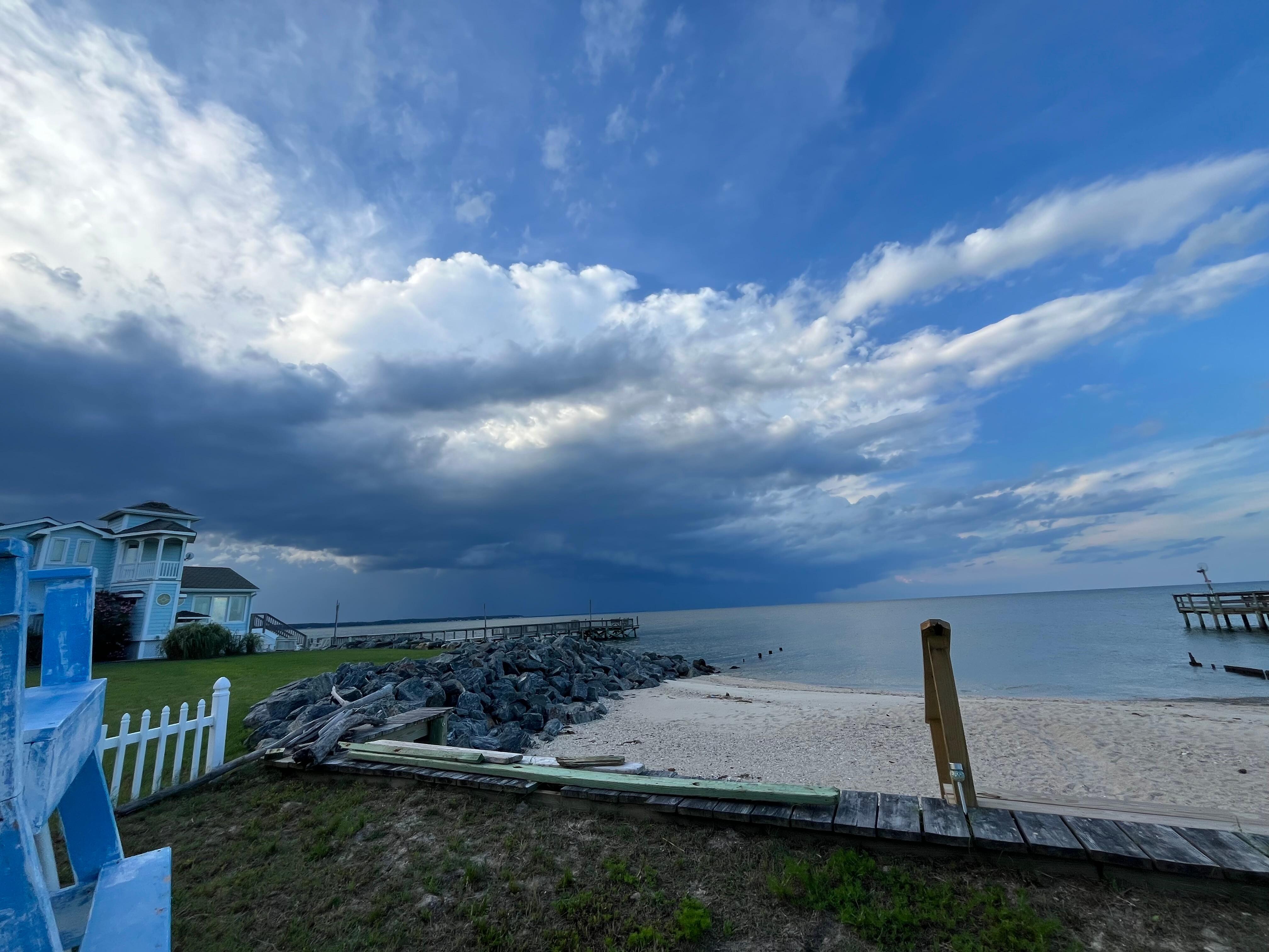 Approaching storm 