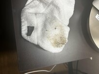 one wipe of bathroom floor