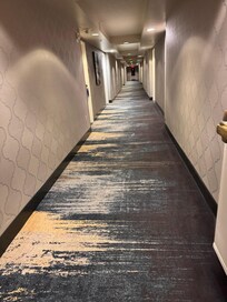 Son solo fotos de la propiedad. Pasillo a la habitación. Todo bien organizado. Pude utilizar bien el sauna. Estaba tranquilo