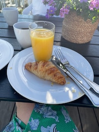 Utrolig god frokost i hyggelig omgivelser