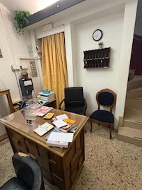 This was the “lobby” one one was there and no keys for the rooms