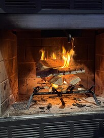 Grate inside was a bit small, wood would fall off easily.