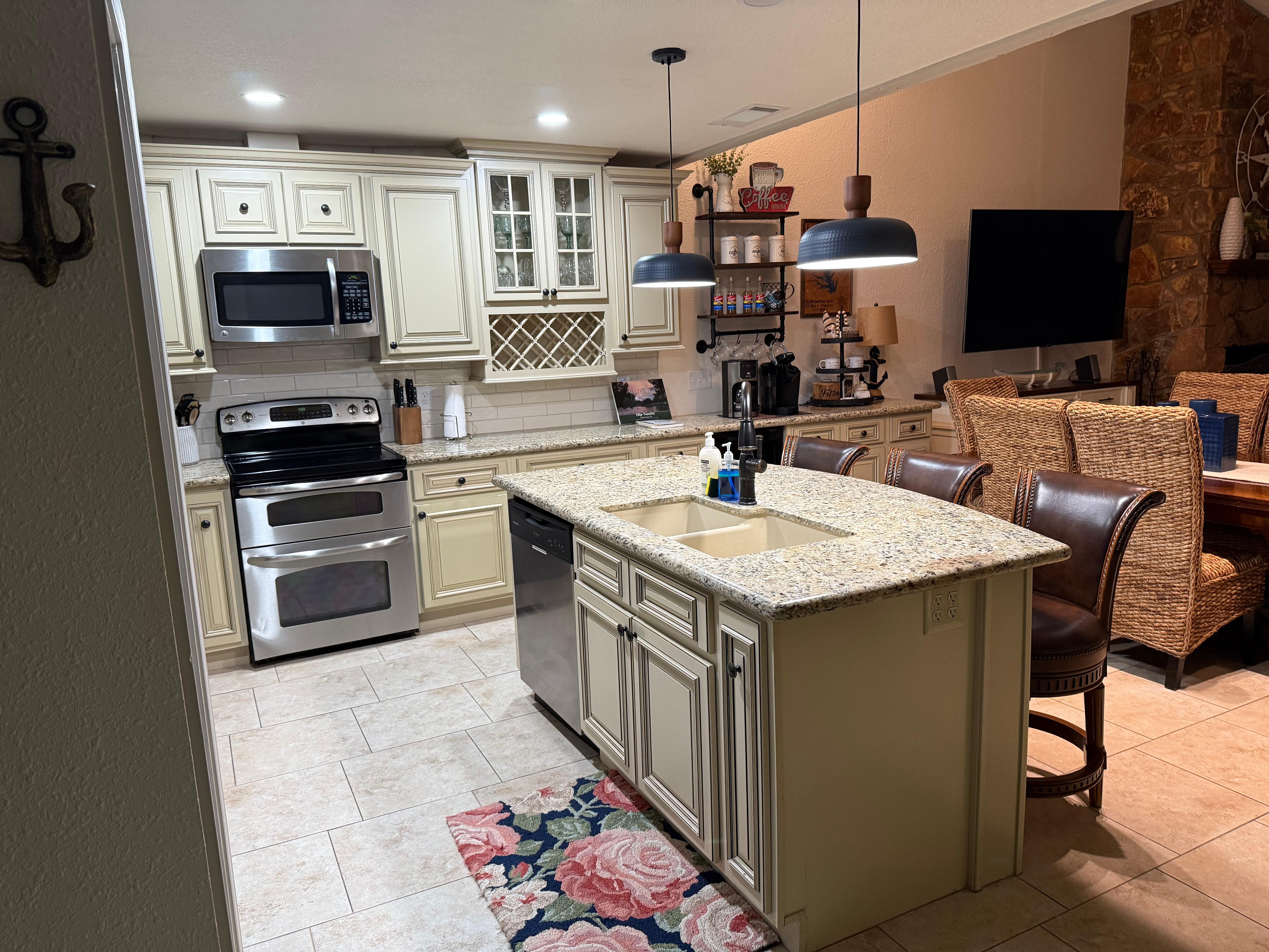 Great kitchen