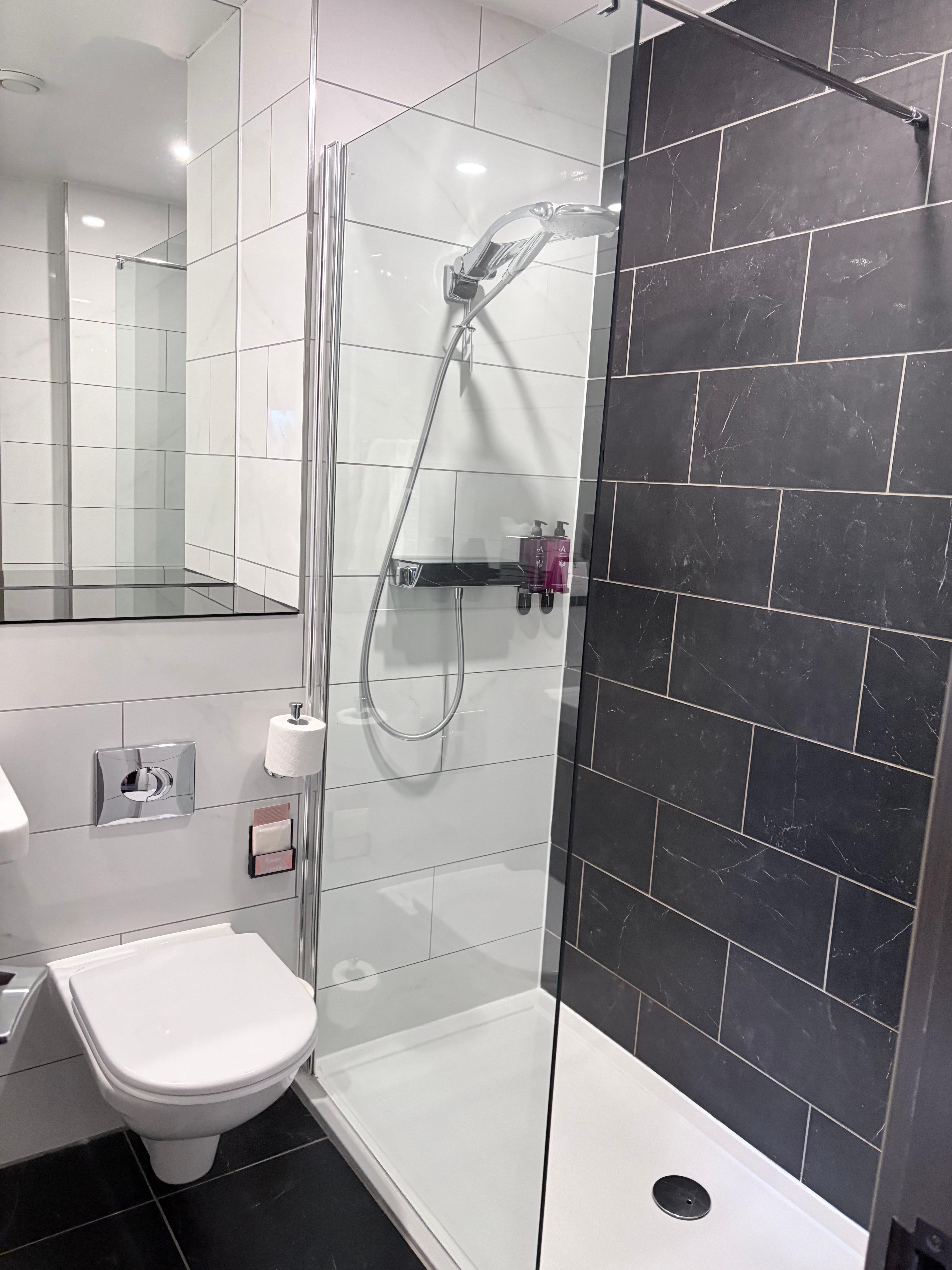 Clean and delicious smelling toiletries 