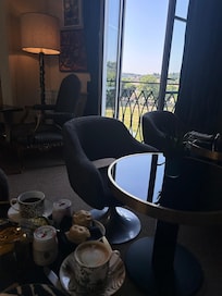 Breakfast room view