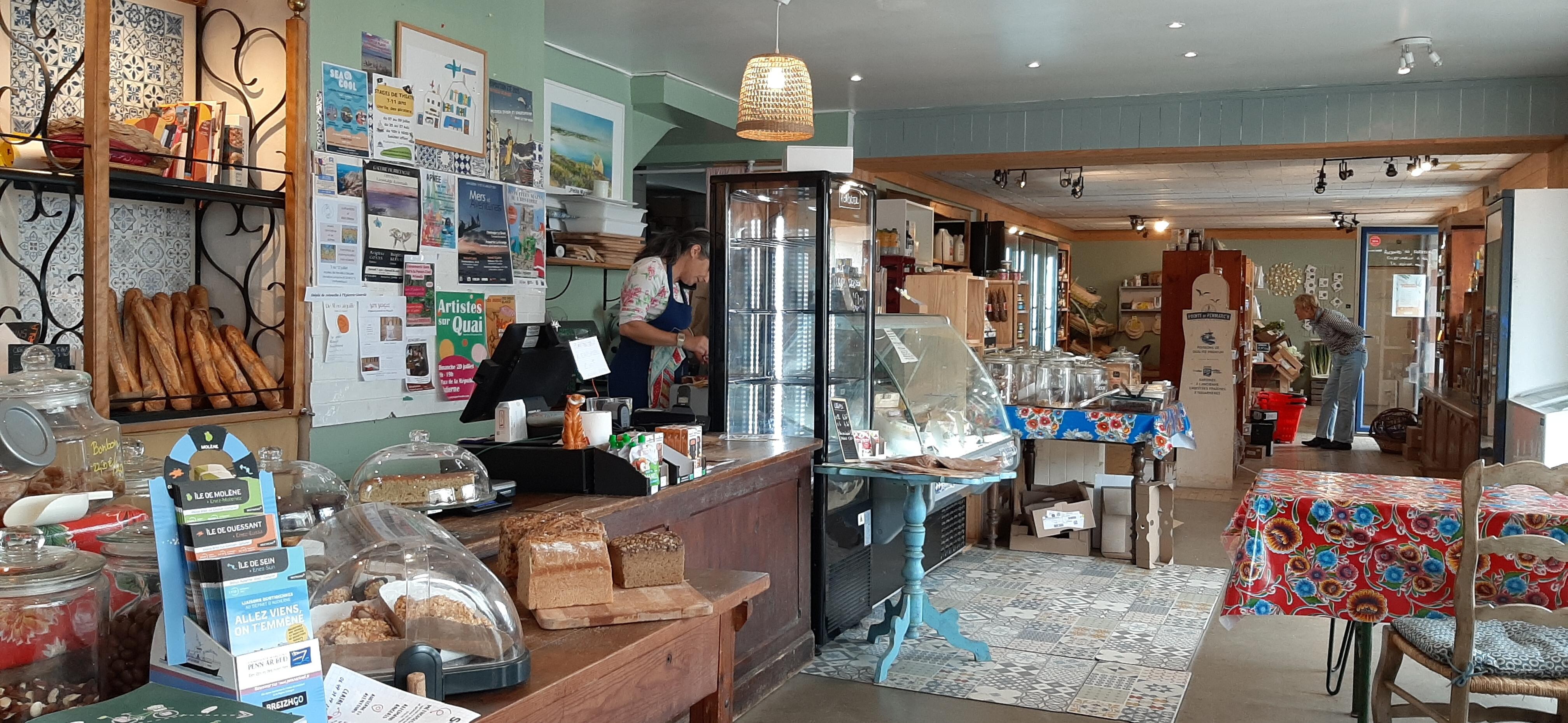 Epicerie & Bio Mittagstisch in Plogoff